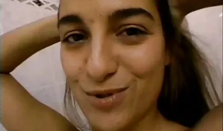 Zu dritt film porno italiani orge im Swingerclub Teil 1
