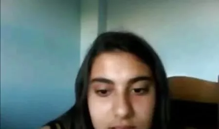 PROFONDO. finalmente ottiene orgia italiana amatoriale la sua prima esperienza