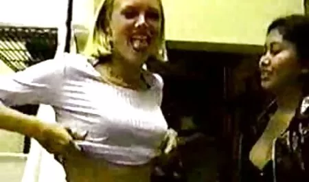 Guardami toccare il mio buco stretto nella Figa! orge italiane video