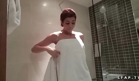 American porno orge italiane milf Katrina ha bisogno di sperma duro