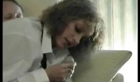OldNanny donna lesbica con grandi tette film orge italiane