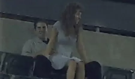 Fisting la sua giovane orge italiane video figa fino a quando lei Fisting la sua ragazza