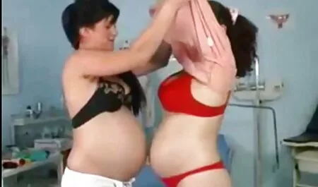 Girlfriends mature italiane in orge Films-lesbiche sexy sfregano appassionatamente le loro fighe l'una sull'altra