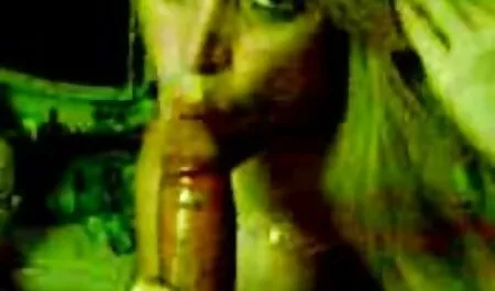 Procace bionda milf gli permette di sperma nella sua figa orge italiane gratis